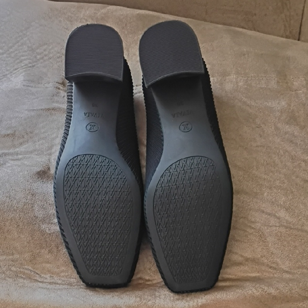 VIVAIA Black Women's Flats - Picture 7 of 13
